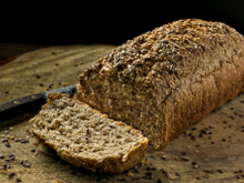 Pão integral com linhaça e aveia