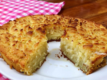 Bolo de aipim (mandioca ou macaxeira)