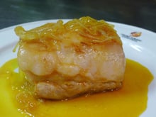 Lombo ao molho de maracujá