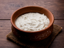 Como fazer coalhada: receita fácil é perfeita para o café da manhã ou lanche saudável