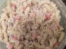 Salada de Macarrão com atum super fácil