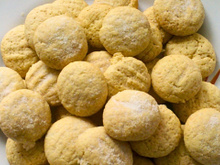 Biscoitinho de maracujá caseiro que derrete na boca é a receita de vovó que você precisa saber fazer