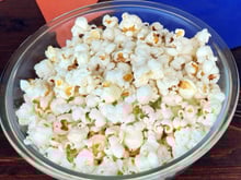 Faça o milho da pipoca durar muito mais com esse truque fácil do TudoGostoso e tenha sempre o ingrediente em casa