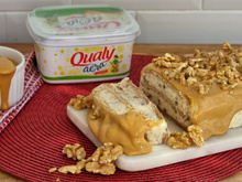 Torta cremosa de nozes e doce de leite 