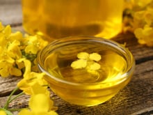 Adeus azeite de oliva: conheça o óleo vegetal saudável e barato que vai virar o seu queridinho da cozinha