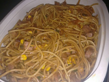 Macarrão na chapa caseiro