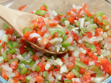 As 3 dicas essenciais para fazer um vinagrete perfeito e arrancar elogios no churrasco de domingo