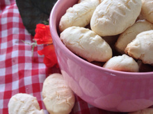 Bolachinhas de maizena com coco