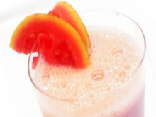 Vitamina de frutas com Ades