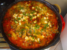 Moqueca de cação com catupiry e vinho branco