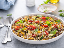 Não é só o arroz que funciona com feijão e comida molhadinha: esse grão cumpre o mesmo papel, mas com muito mais nutrientes