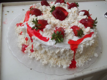 Bolo merengue de morango