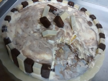 Sorvetão de brigadeiro e chocolate Bis