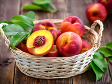 Nectarina, pêssego e ameixa: descubra as diferenças entre essas frutas