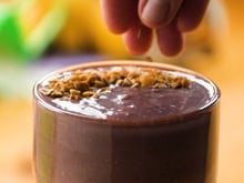 Vitamina energizante de açaí