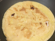 Pão de queijo de frigideira - 3 ingredientes