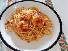 Linguine com camarão branco ao molho especial
