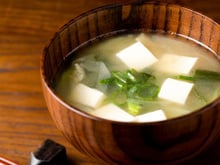 Missoshiru: a tradicional sopa de missô japonesa fácil de fazer