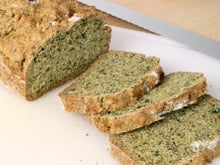 Como faço brócolis virar um pão low carb, sem glúten e cheio de proteínas para o jantar