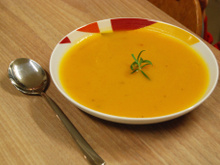 Sopa Uau de Abóbora e Maçã com Curry