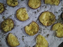 Chips de batata-doce de micro-ondas