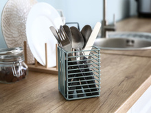 Cozinha mais organizada: 5 suportes de aço inox para manter o ambiente arrumado