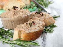 Como fazer patê surreal de bom na airfryer: receita com alho e cebola assados é cremosa e fácil de fazer