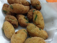 Bolinho de peixe para aperitivo