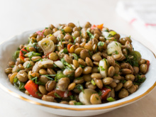 Salada de lentilha com bacalhau