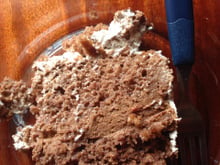 Bolo Mousse de Chocolate com cerejas