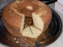 Bolo de Baunilha fácil e fofinho