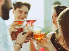 O método simples dos cientistas para reduzir a ingestão de álcool (e funciona!)