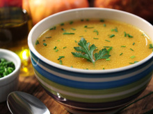 6 receitas de sopas e caldos para fazer durante o inverno que são fáceis e deliciosas