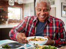 A chave para a memória afiada após os 60 pode estar nesse mineral que poucos consomem, segundo estudo