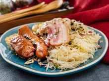 Um fermentado clássico que acompanha carnes e melhora a digestão: passo a passo para fazer chucrute alemão caseiro