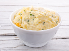 Maionese de batata: receita do acompanhamento prático