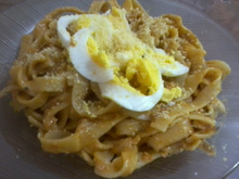 Macarronada de sardinha e molho branco