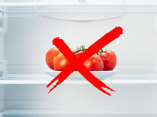 Nem a geladeira, nem a fruteira: ninguém sabe disso, mas os tomates se conservam bem nesse lugar