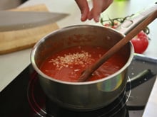 Por que e como usar bicarbonato no molho de tomate do jeito certo: suas receitas nunca mais serão as mesmas depois desse truque