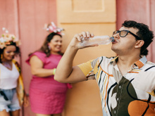 Dicas de cuidados no Carnaval para aproveitar a festa com saúde e disposição