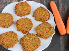 Sem farinha, sem fritura: como fazer bolinhos de cenoura e queijo em menos de 30 minutos