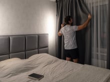 Pare de usar cortinas no quarto: 5 alternativas elegantes, originais e modernas para vestir suas janelas
