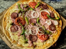 Pizza portuguesa
