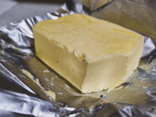Manteiga ou margarina? Entenda o que está por trás da nova orientação da OMS