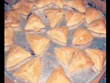 Esfiha de frango simples, barata e rápida