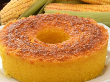 Bolo de milho verde da espiga cremoso: a receita da vovó é muito fácil de fazer se você descascar o milho desse jeito