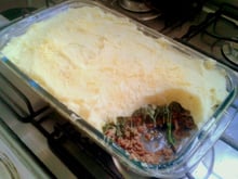 Escondidinho de carne moída e espinafre