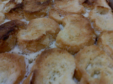 Bolo doce de pão amanhecido