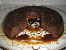 Bolo de chocolate com coco molhadinho