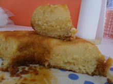 Bolo cremoso de milho verde